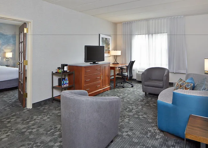 Courtyard By Marriott Bloomington Mall Of America